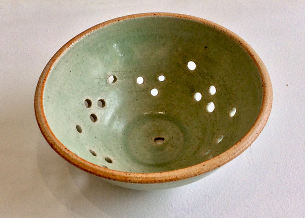 Ursula Tramski Ceramics - Light green Colander